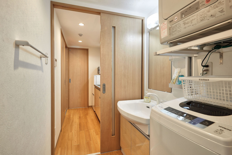 Bathroom 3, M's Stay Okinawa, Chatan