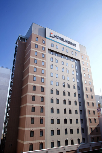 Exterior & Views 24