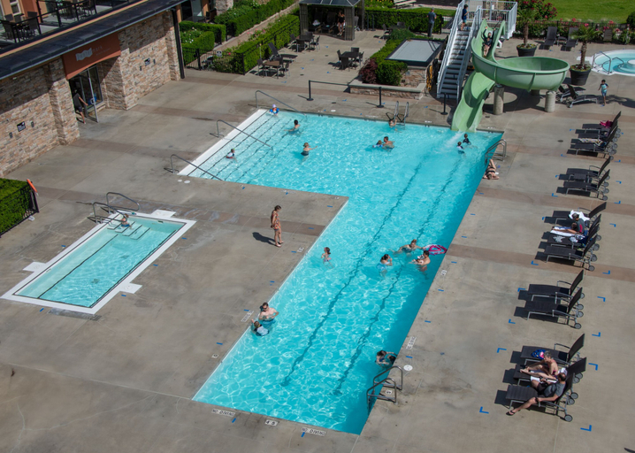 Sport & Beauty 3, Watermark Beach Resort, Okanagan-Similkameen