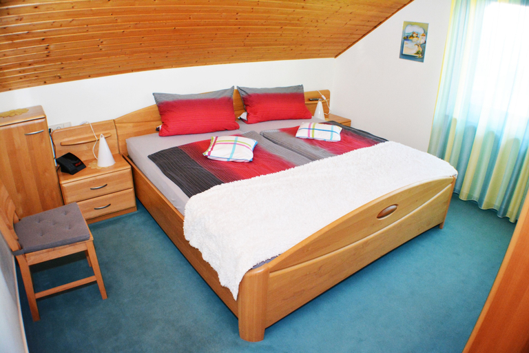 Bedroom 3, Haus Sonnenhügel, Hochsauerlandkreis