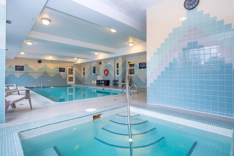 Sport & Beauty 2, Sandman Hotel & Suites Vancouver Airport, Greater Vancouver