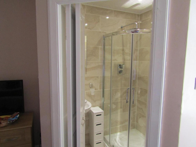 Bathroom, Adelphi Villa, Argyll and Bute