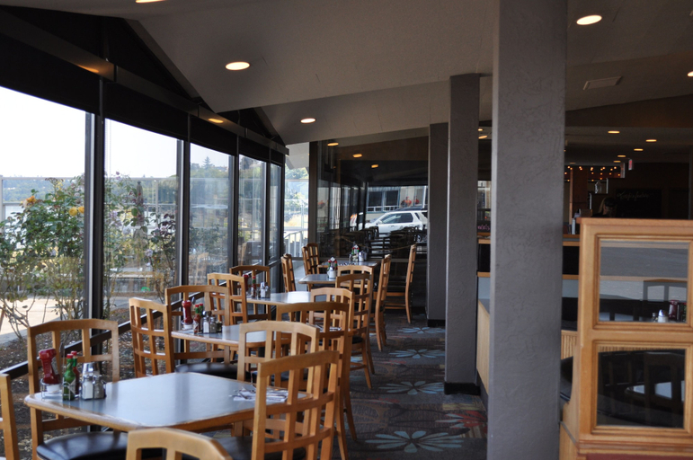 Food & Drinks 5, Red Lion Hotel Port Angeles Harbor, Clallam