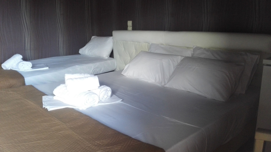 Bedroom 4, Feevos Hotel, Attica
