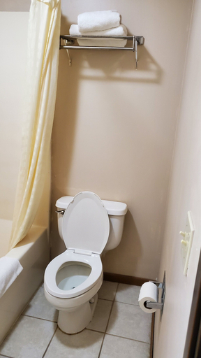 Bathroom 3, ST PAUL INN - NEBRASKA, Howard