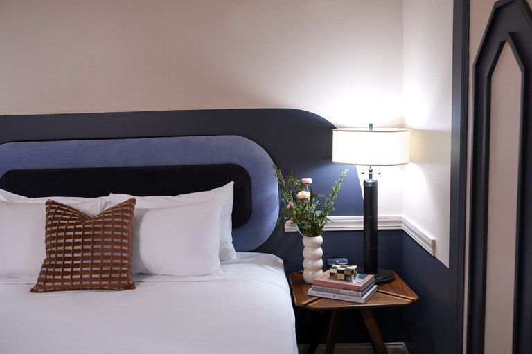 Bedroom 3, The Oliver Hotel, Knox