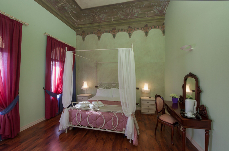 Bedroom 4, Garibaldi 61, Agrigento
