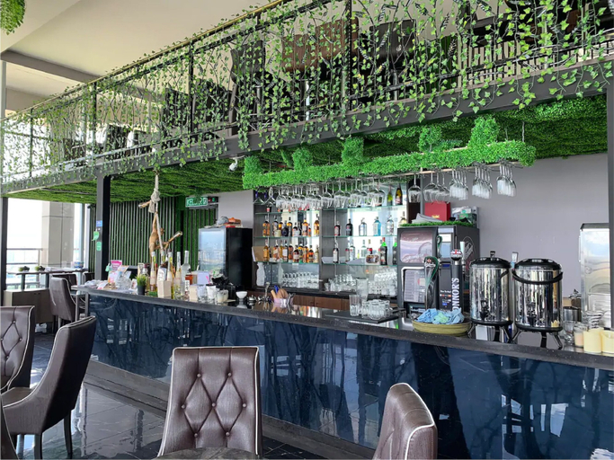 Food & Drinks 5, Urban Hive Suites, Dorsett Hartamas, Kuala Lumpur