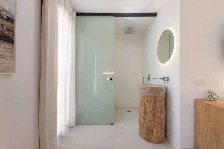 Bathroom 5, Placeta Vella Turismo de Interior, Baleares