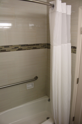 Bathroom 4, Bay Bridge Inn, San Francisco