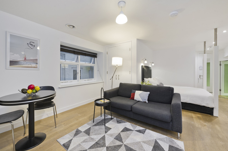 Others 5, Crane Court by City2Stay, London