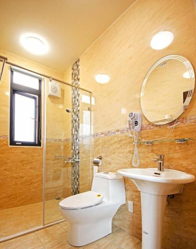 Bathroom 3, Happy Inn, Nantou