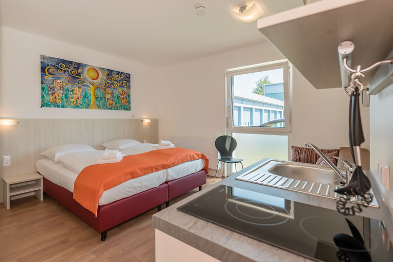 Bedroom 4, Motel Einstein Erding, Erding