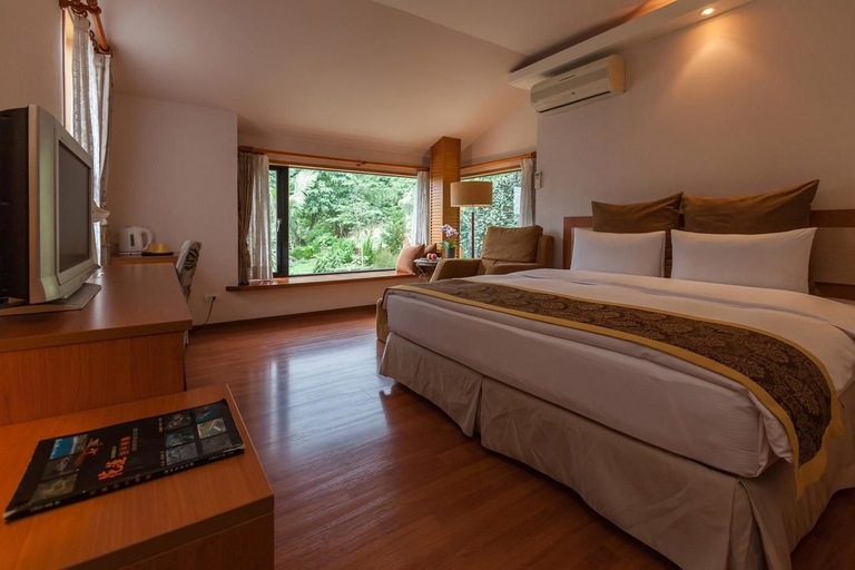 Bedroom 2, Crossing The Rainbow Bridge B&B, Hualien