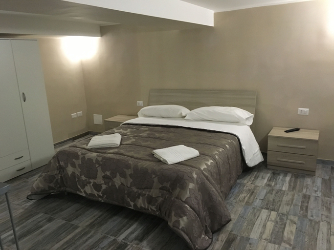 Bedroom 4, B&B Chez Moi, Napoli