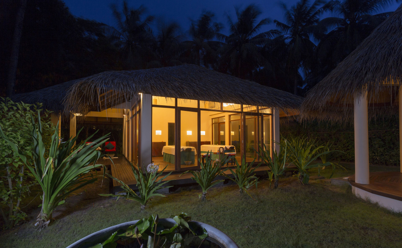 Exterior & Views 2, Filitheyo Island Resort