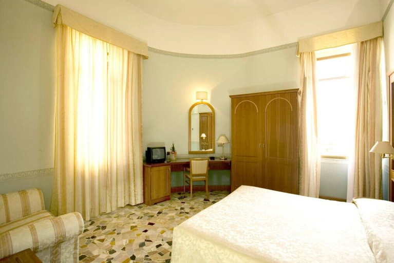 Bedroom 2, Hotel Antico Borgo, Ravenna