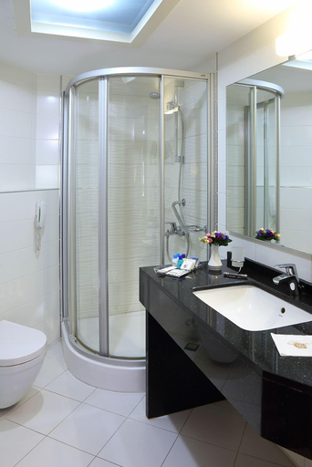 Bathroom 4, Adana Garden Business Hotel, Yüreğir