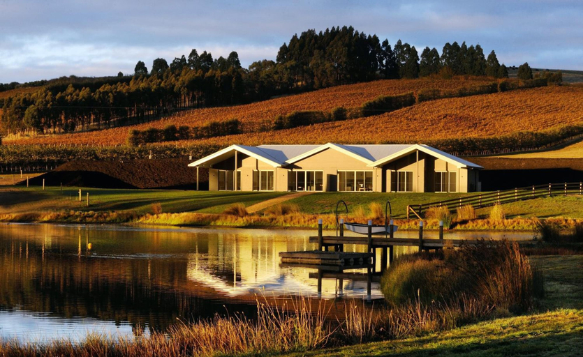 Exterior & Views 2, Relbia Lodge, Launceston - Pt B