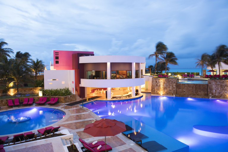 Sport & Beauty 2, Altitude at Krystal Grand Cancun - All inclusive, Benito Juárez