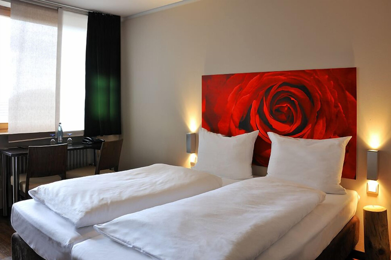 Bedroom 4, Heckenrose, Ortenaukreis
