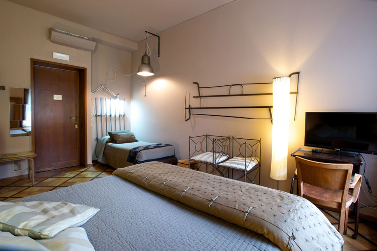 Bedroom 3, Bed più Art, Milano