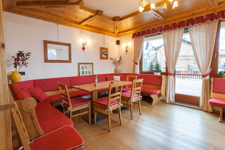 Food & Drinks 5, Hotel La Vallee Blanche, Aosta
