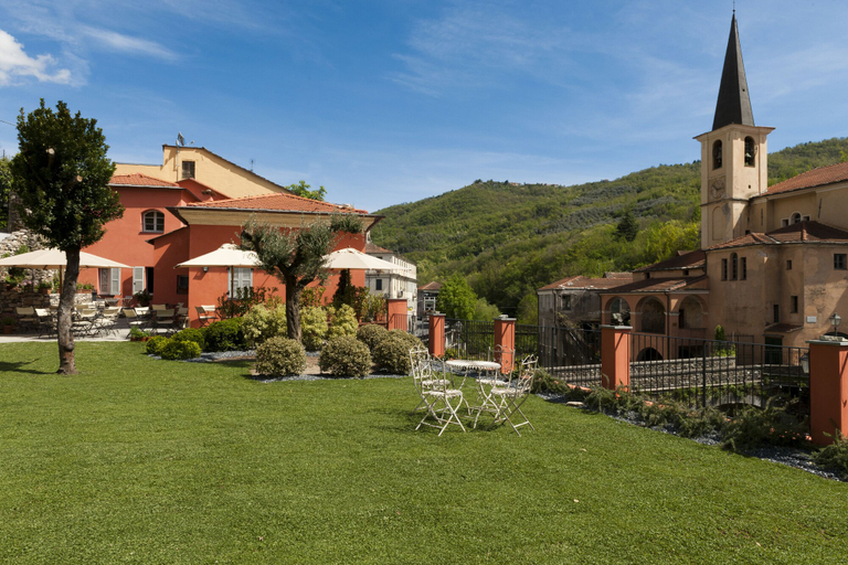 Exterior & Views 2, Relais Del Maro, Imperia