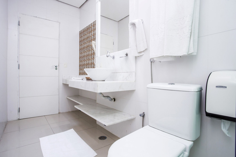 Bathroom 5, Hotel Ilhabela, Ilhabela