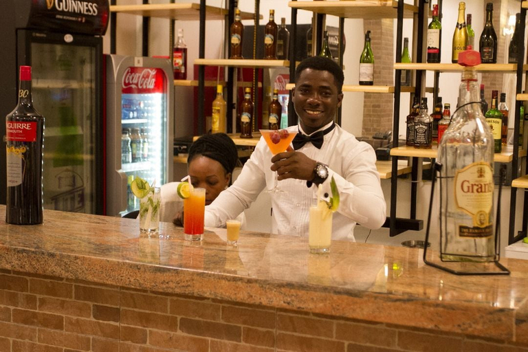 Food & Drinks 5, Crismon Hotel, Tema