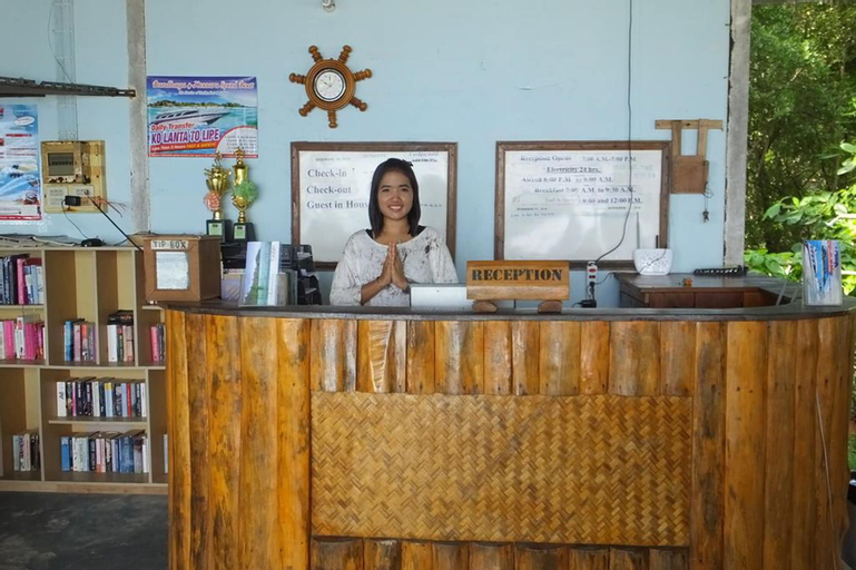 Public Area, Kradan Beach Resort, Kantrang
