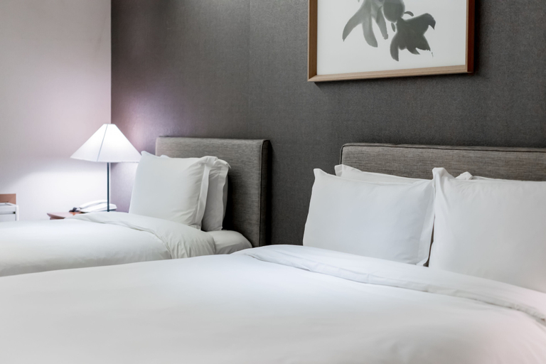 Bedroom 4, Oriens Hotel & Residences, Jung