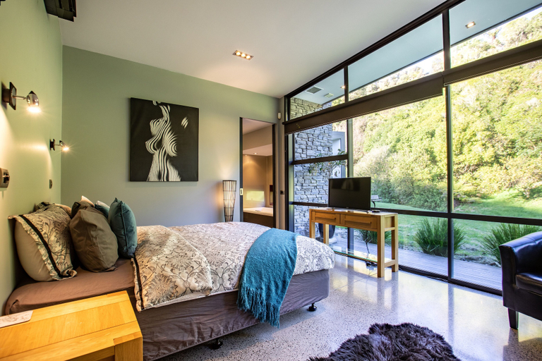 Bedroom 2, Jewel of Akatarawa, Upper Hutt