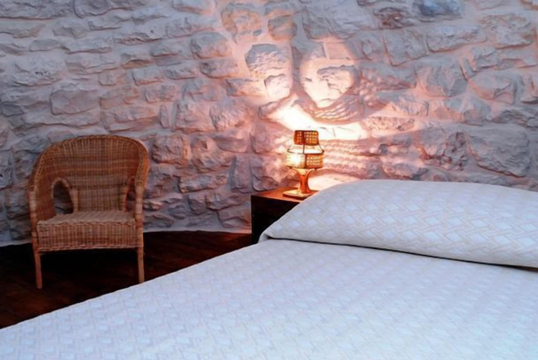Bedroom 4, Trulli Resort Monte Pasubio, Bari