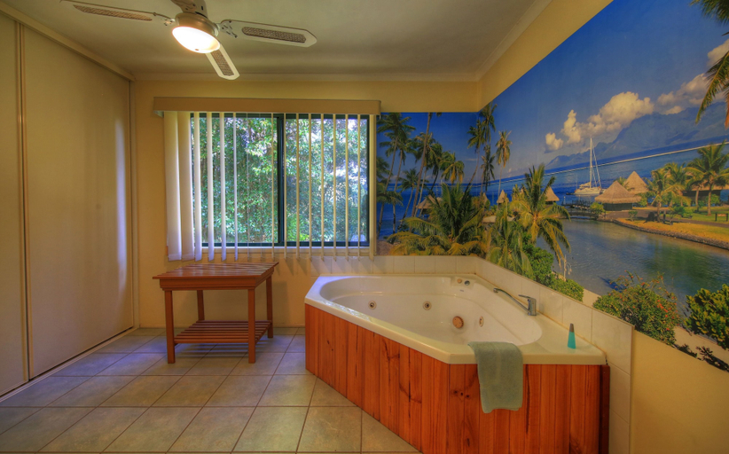 Bathroom 4, Maleny Tropical Retreat Balinese B&B, Caloundra - Hinterland