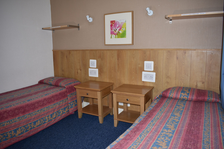 Bedroom 3, MacDonald, London