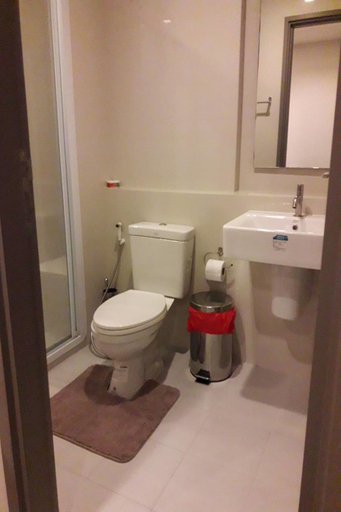 Bathroom 3, The Base Central Pattaya by Arawat, Pattaya
