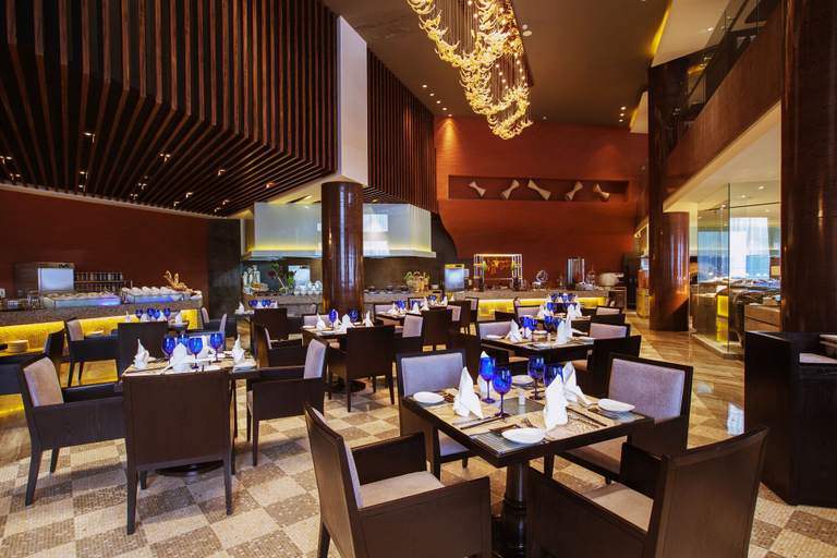 Food & Drinks 5, Universal Hotel Urumqi, Ürümqi