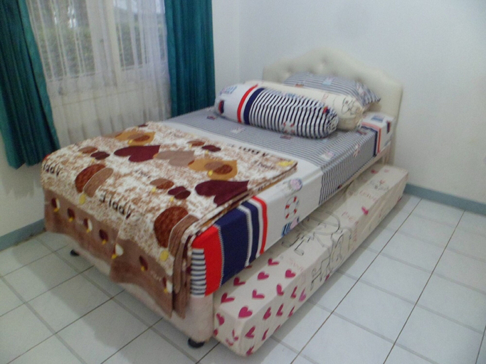 Bedroom 2, Villa Kota Bunga Matahari, Cianjur