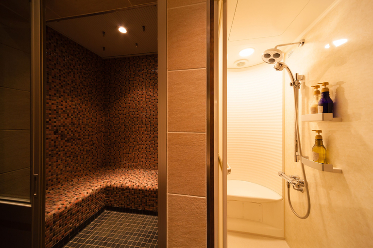 Bathroom 3, Phoenix Hotel, Hakuba