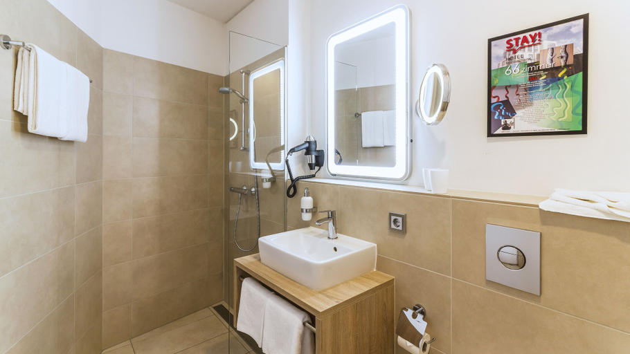 Bathroom 5, STAY! Hotel Boardinghouse, Hamburg