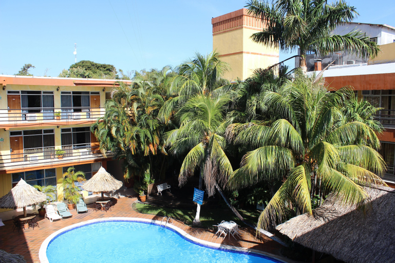Gran Hotel Paris, La Ceiba