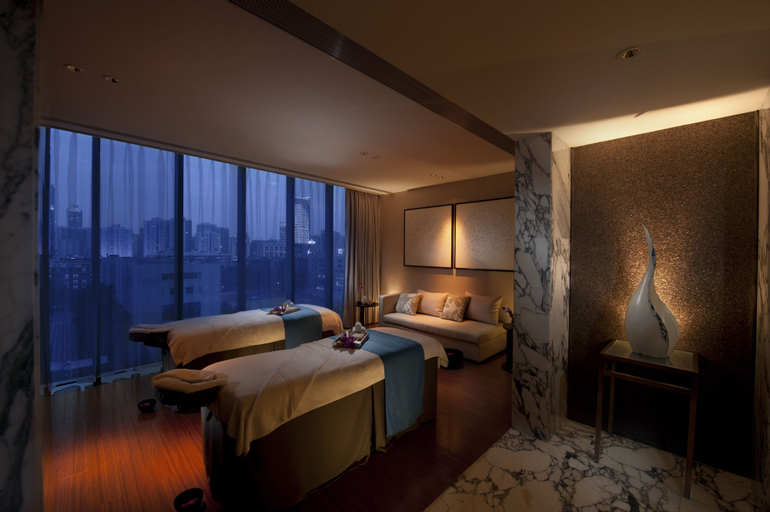 Bedroom 3, Hilton Guangzhou Tianhe, Guangzhou