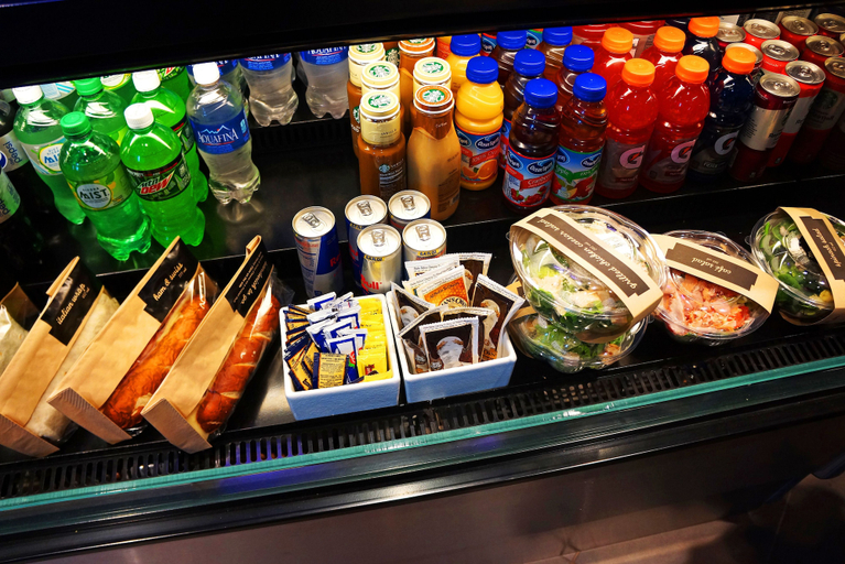 Food & Drinks 5, Hyatt Place Columbus/Worthington, Franklin