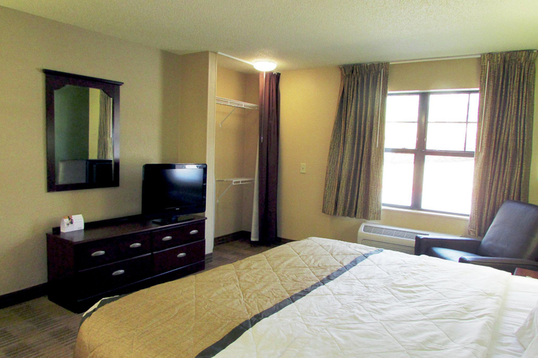 Bedroom 2, Extended Stay America Suites Atlanta Perimeter Crestline, Fulton