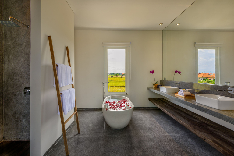 Bathroom 3, Villa Waha, Badung