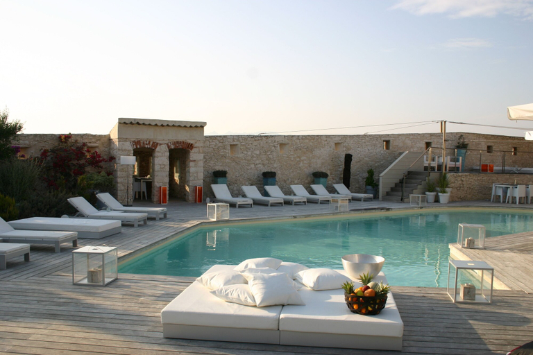 Sport & Beauty 3, Hotel Genovese, Corse-du-Sud