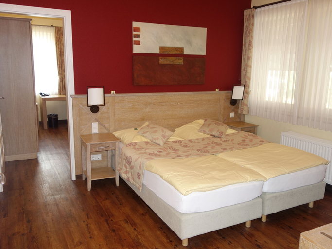Bedroom 4, DreiMädelHaus - Restaurant & Hotel, Oldenburg