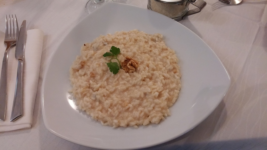 Food & Drinks 5, Albergo Ristorante Bismantova, Reggio Nell'Emilia