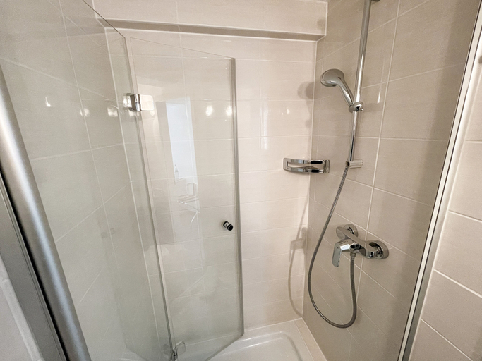 Bathroom 5, Hotel Schnehagen, Heidekreis